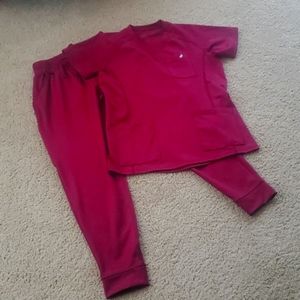 FIT Scrubs Burgundy
